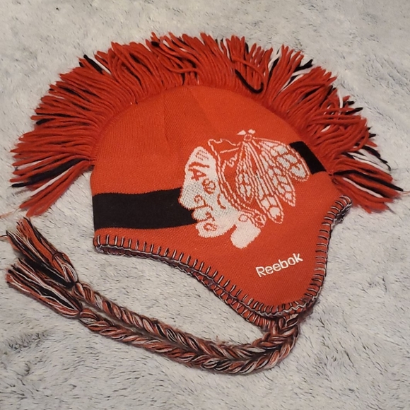 Reebok Other - Boys Chicago Blackhawks Winter Hat